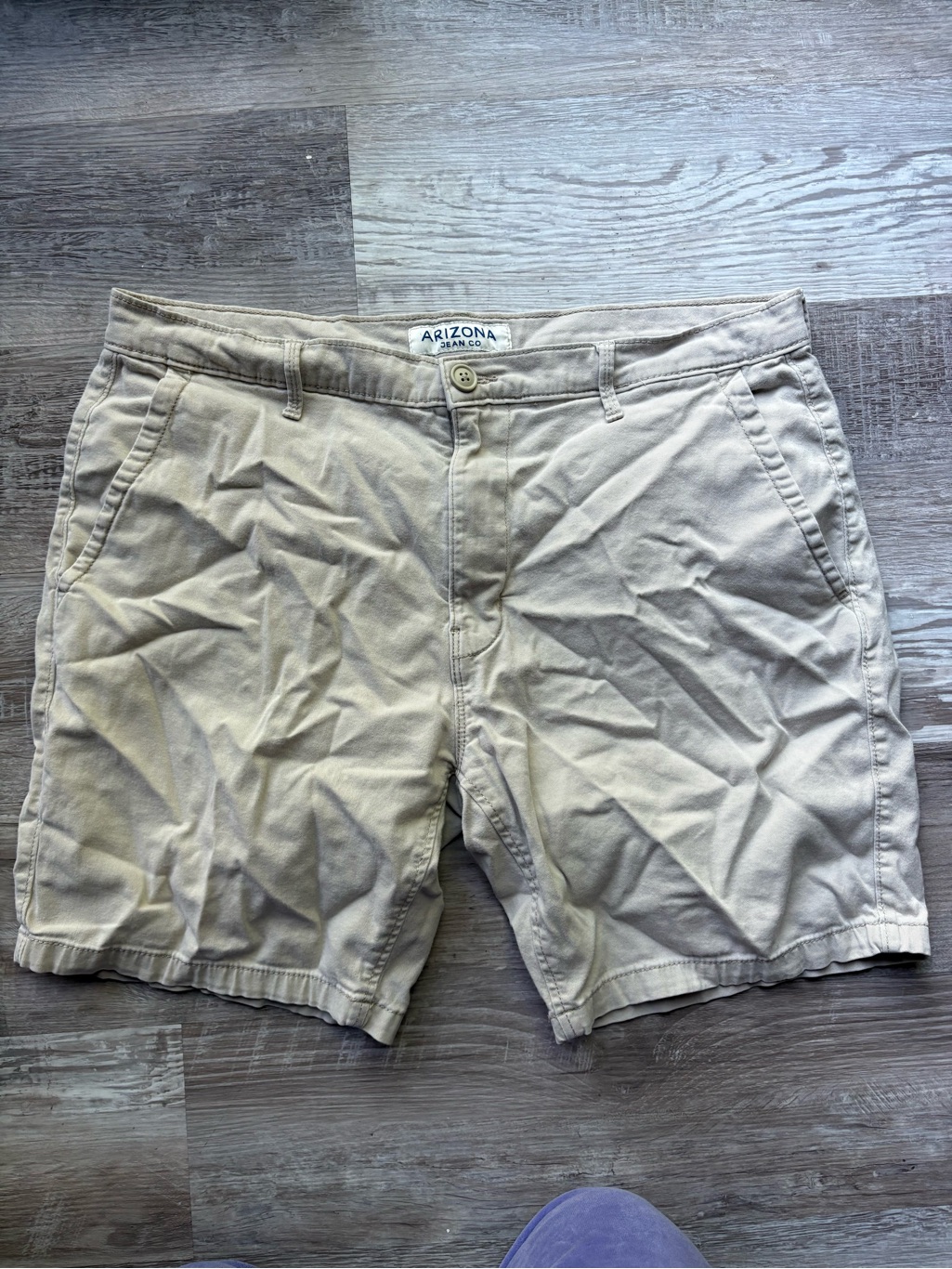 Arizona Jean Company Khaki Men’s Flat Front Casual Shorts